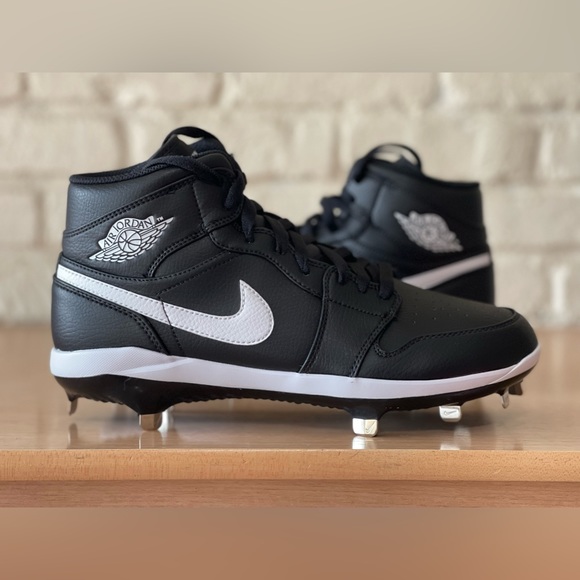 Nike Air Jordan 1 Metal AV5355-001 Men Size 10 Black White Baseball Cleat Retro main image 9